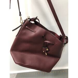 Mary Kay Burgundy Hobo Shoulder Bag Faux Pebble Leather w/2 detachable straps